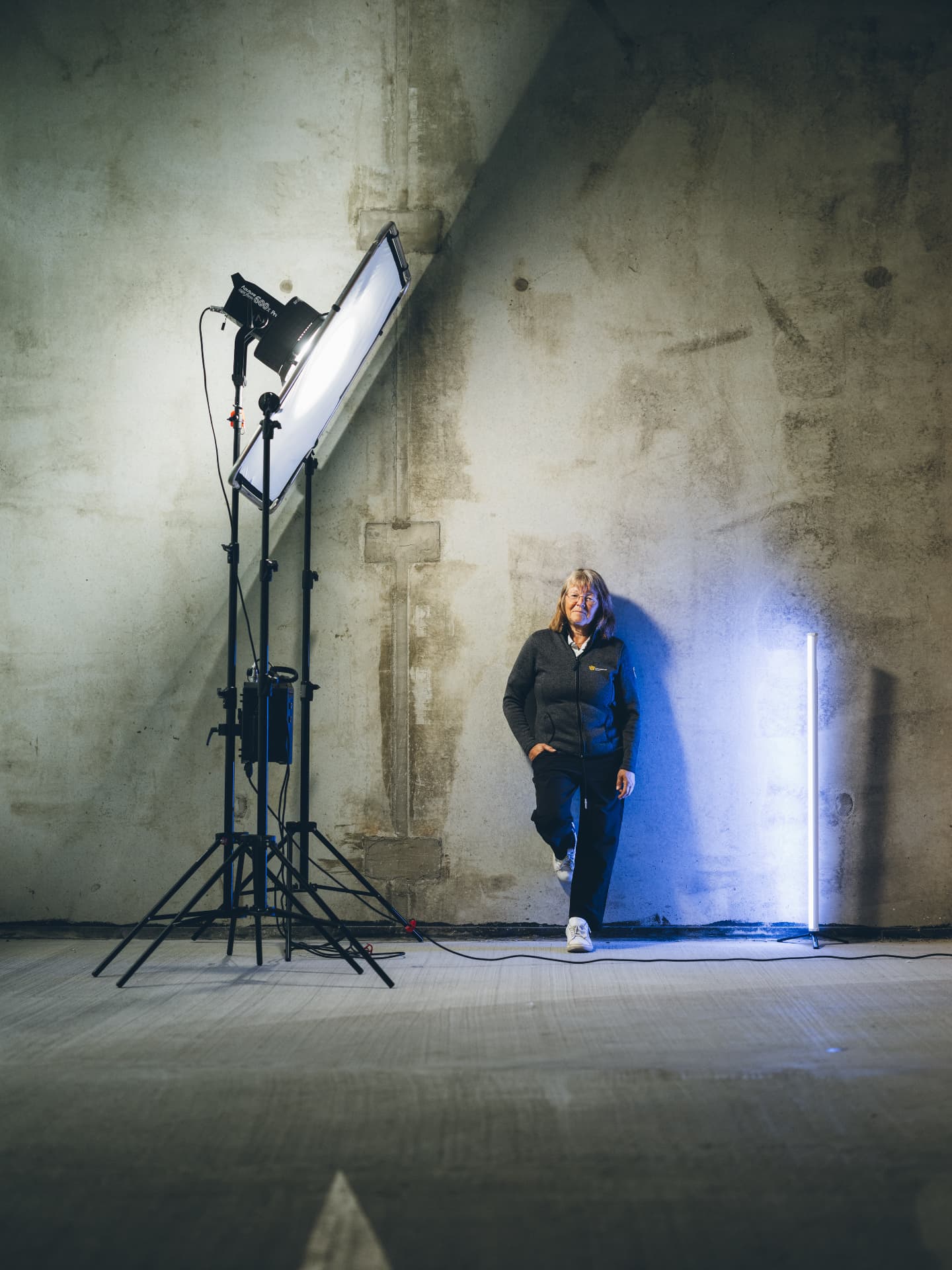 Porträtt i studio och arbetsmiljö