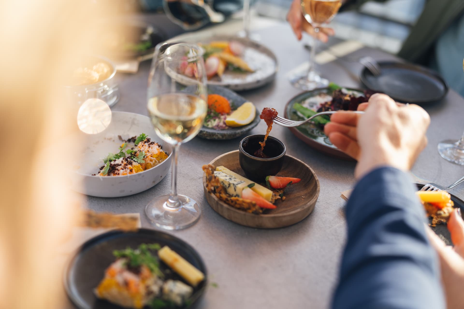Mat och vin på restaurang i Skellefteå
